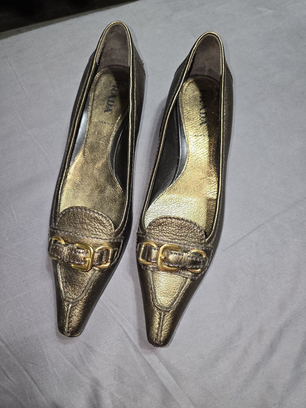 Prada Metallic Gold Pointed Toe Kitten Block Heel With Buckle Accent Size 38